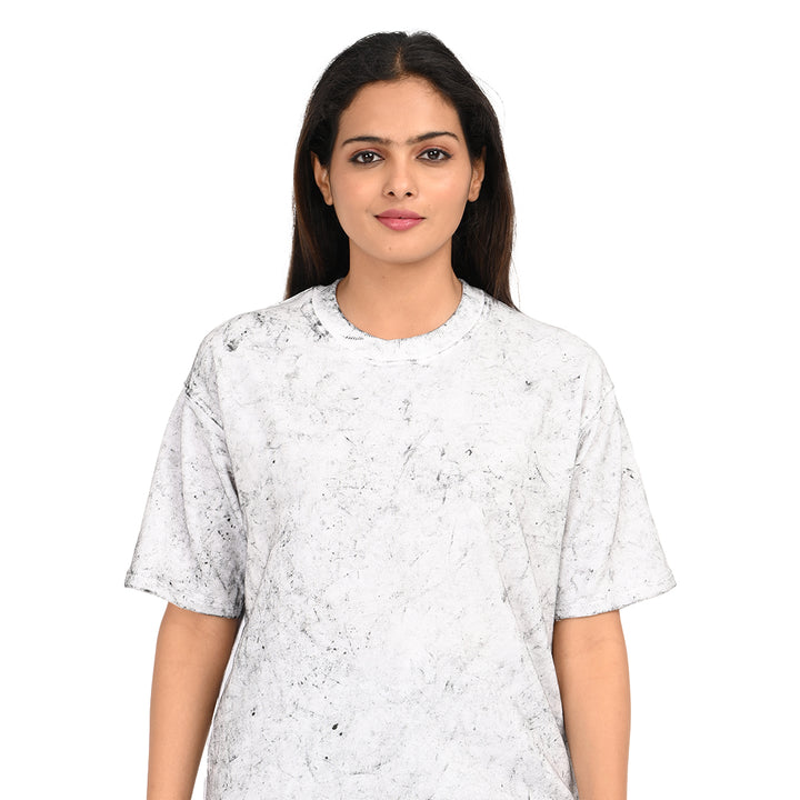 white oversized acid washed t-shirt Female