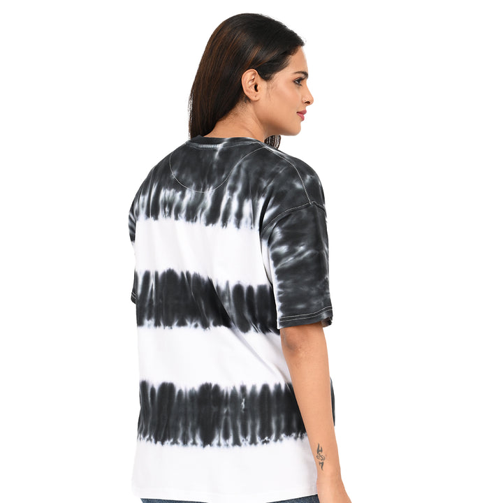 Tie and dye black and white Female