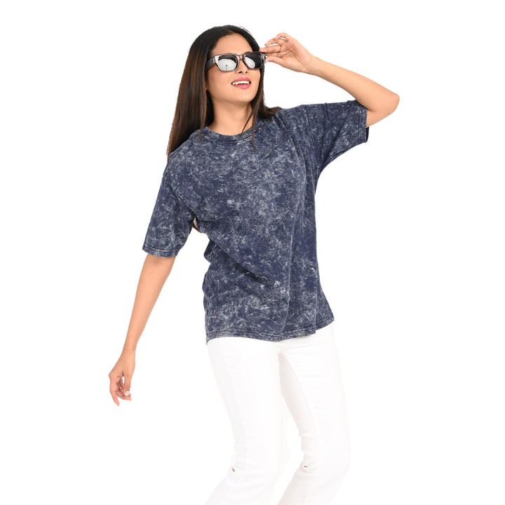Dark blue oversized acid washed t-shirt Female