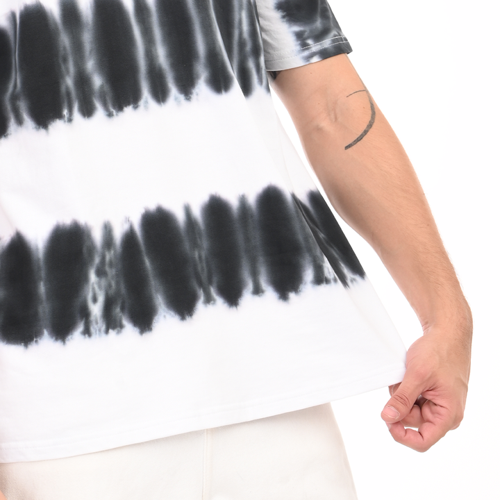 Tie and dye black and white