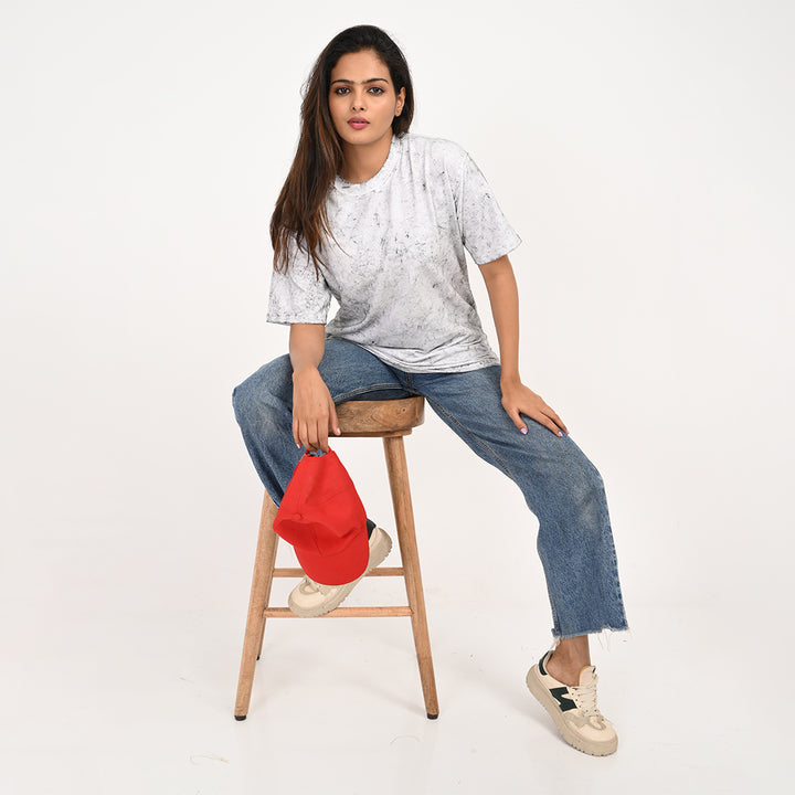 white oversized acid washed t-shirt Female