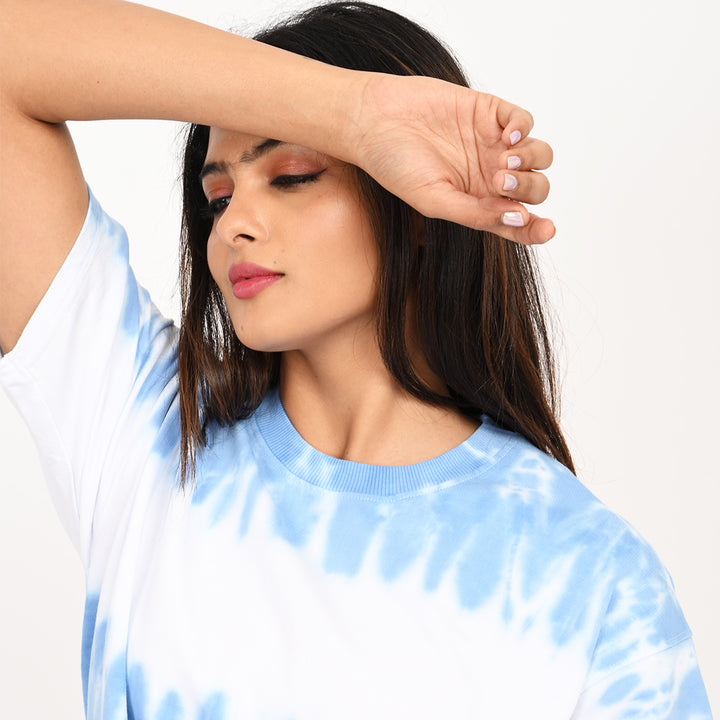 Tie and dye blue and white Female